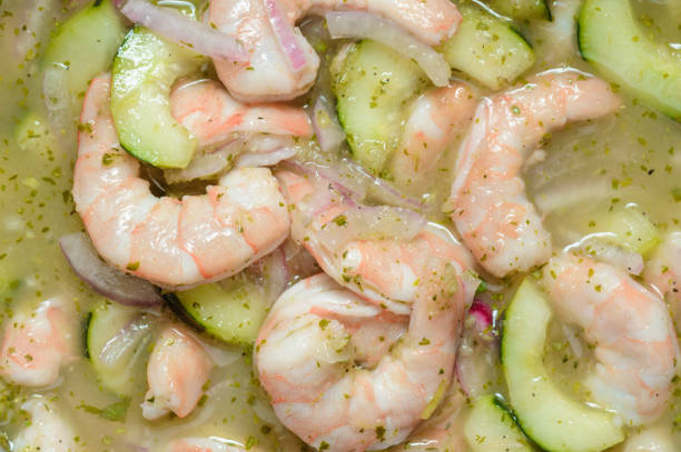 aguachile, mexican spicy marinated seafood dish with shrimp - prepared shrimp prawn seafood salad imagens e fotografias de stock