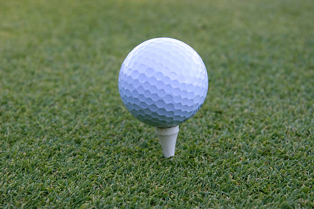 bola de golfe 02 - preview business golf drive imagens e fotografias de stock