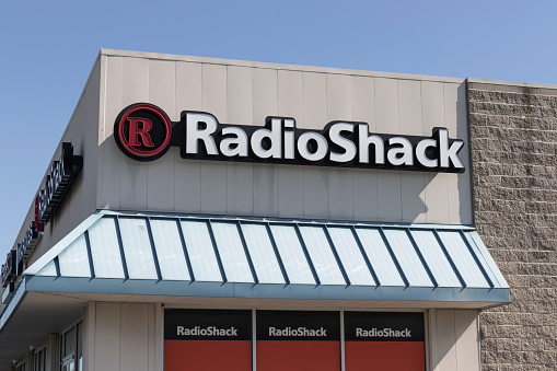 Kendallville - Circa May 2022: Shuttered RadioShack location. RadioShack could not compete with online retailers and filed for bankruptcy.