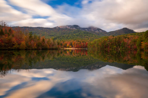Table Rock Mountain, Pickens, South Carolina, USA lake view in autumn.