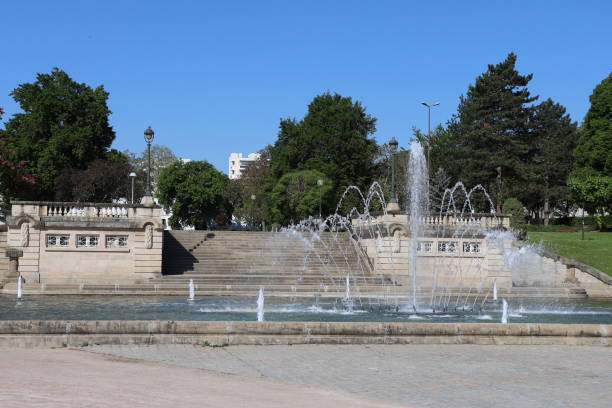 istock Limoges - Jardin du champ de juillet 1397571512