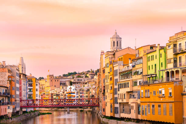 girona spain - spain gerona architecture building exterior imagens e fotografias de stock