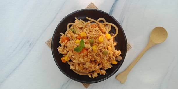 istock Spaghetti food with chicken 1397645422