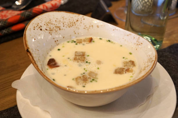 istock Close up bowl of Spargelsuppe 1397657978