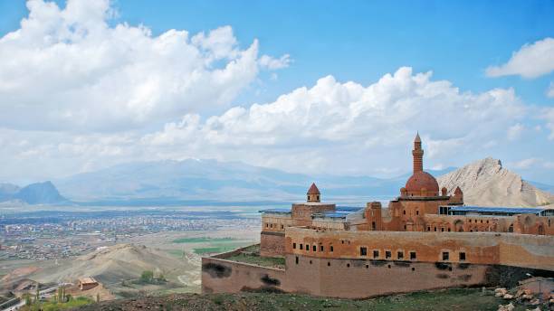 istock ISHAK PASHA PALACE-DOGUBEYAZIT / AGRI 1397667445