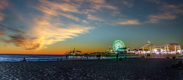 santa monica beach - santa monica pier beach panoramic santa monica imagens e fotografias de stock