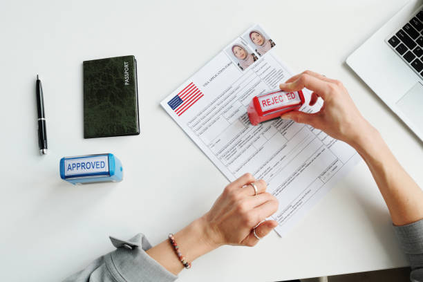 istock Specialist Rejecting Travel Visa 1397707397