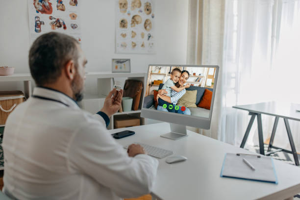istock Doctor -  patient medication 1397713417