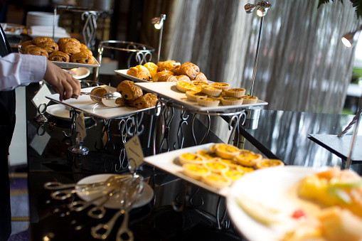 International buffet in the hotel for meetings and seminars, dining together.