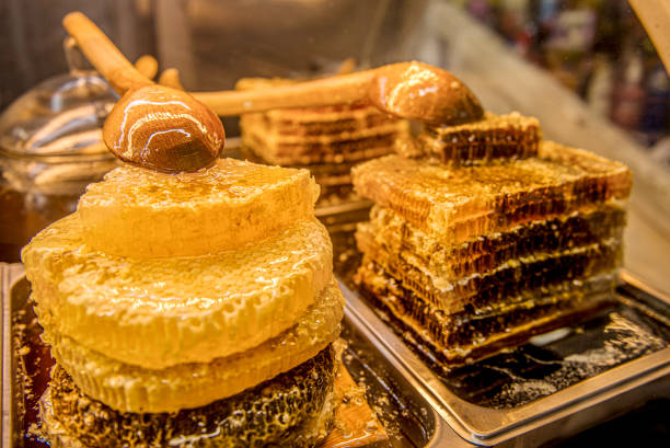 honey on the market stall