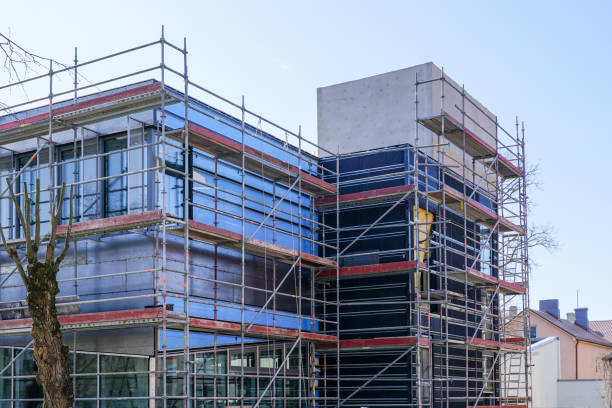 istock Steel, glass and concrete formwork technology facade on construction site of a new modern building 1397778686