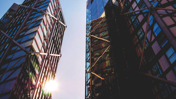 istock Sunset in London 1397786924