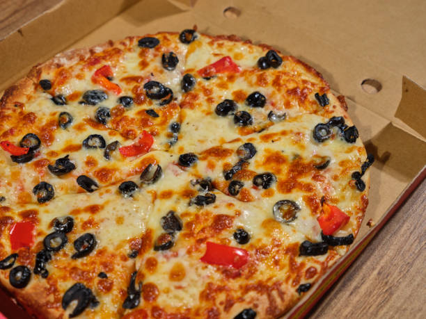 istock traditional fresh delicious Italian pizza 1397805921