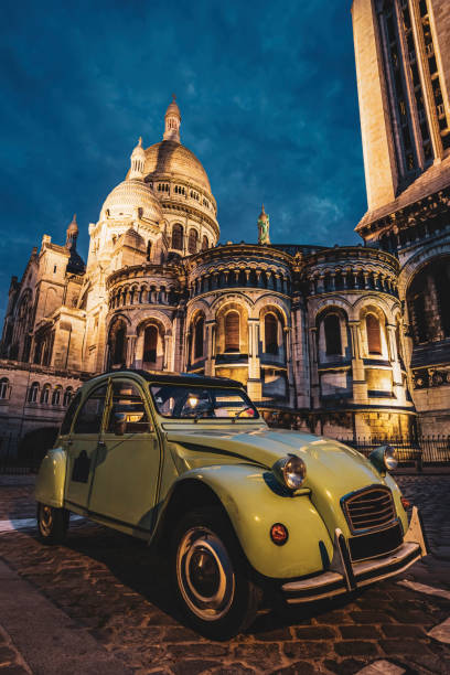 сакре-кер в париже - montmartre paris france basilique du sacre coeur france стоковые фото и изображения