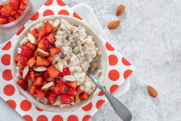 istock Oatmeal porridge with strawberries 1397896397