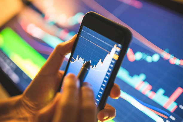 istock brokers stock exchange market investors chart graph crypto trading charts growth using computer screen analyzing financial risks, investment profit forecast background 1397936483