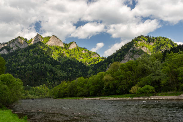 istock Pieniny Mountains Landscape in Poland at Spring 1397950562