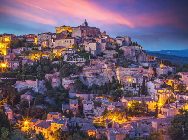 istock Old town in Provence at twilight 1398045811