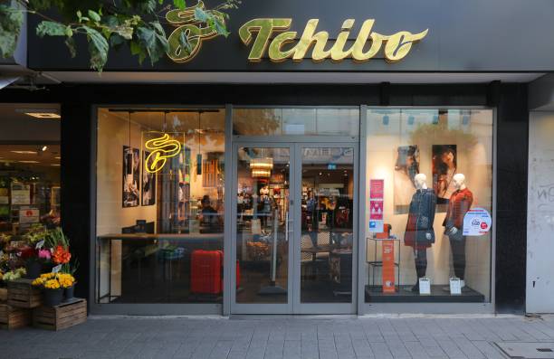 tienda tchibo en alemania - color image gelsenkirchen ruhr architecture fotografías e imágenes de stock