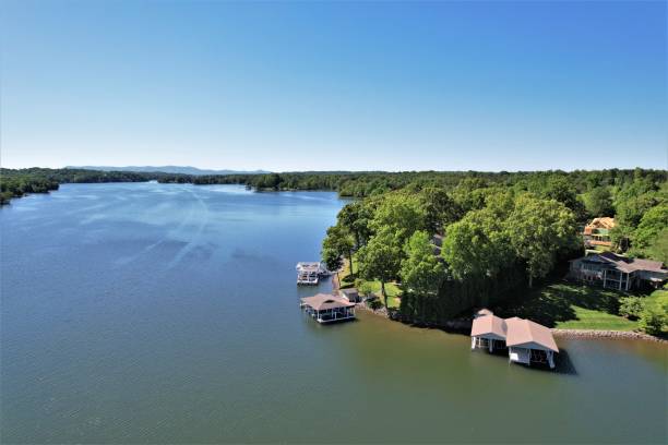 istock Smith Mountain Lake, Virginia 1398123972