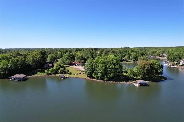 istock Smith Mountain Lake, Virginia 1398124084