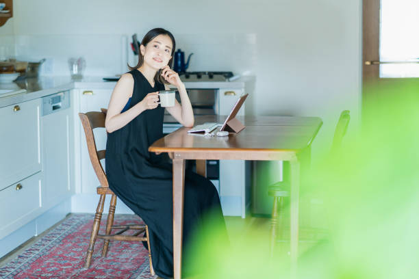 istock Woman working in the room 1398127022