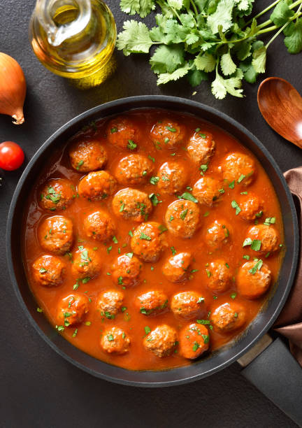 istock Meatballs with tomato sauce 1398136474