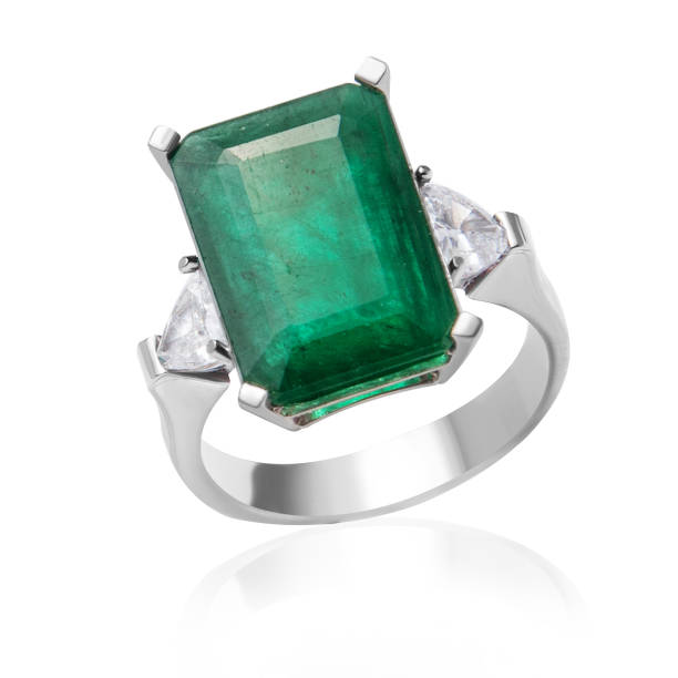 260+ Emerald Anniversary Rings Stock Photos, Pictures & Royalty-Free ...