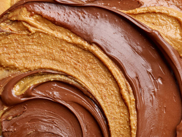 melted chocolate cream and peanut butter