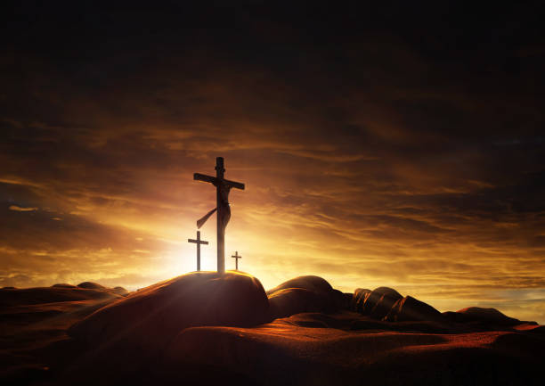 ゴルゴタの丘の光と雲 イエス・キリストと聖十字架の死と復活 - resurrection light religion sky ストックフォトと画像