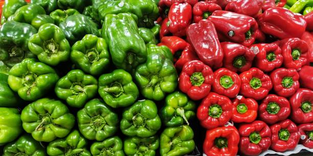 istock Green and red sweet peppers or bell peppers 1398284418