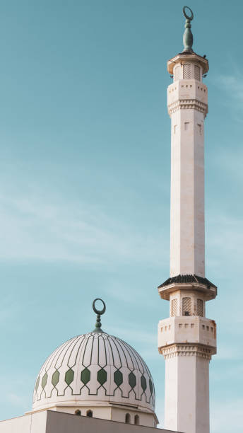 istock King Fahd bin Abdulaziz al-Saud Mosque - Horizontal Shot 1398302708