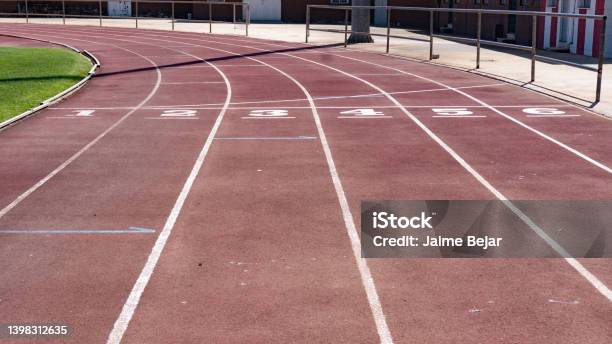 Pista De Atletismo Stock Photo - Download Image Now - Backgrounds, Color Image, Competition