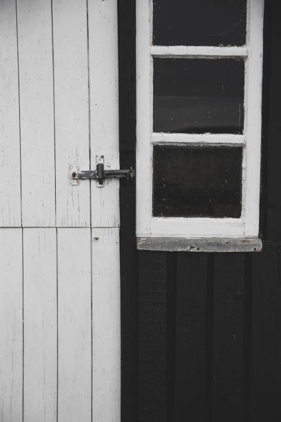 istock The old hunting cabin 1398315077