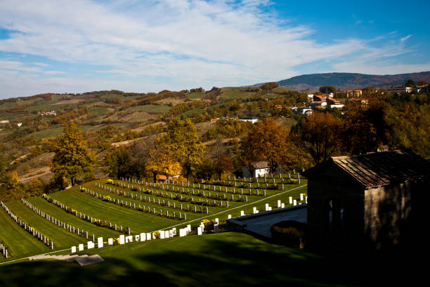 istock Autumn in Emilia 1398316595