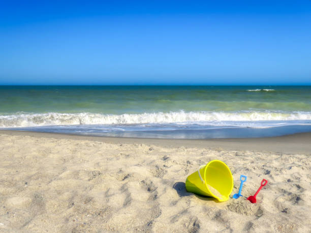 istock Dreamy Beach Pail Landscape 1398351214