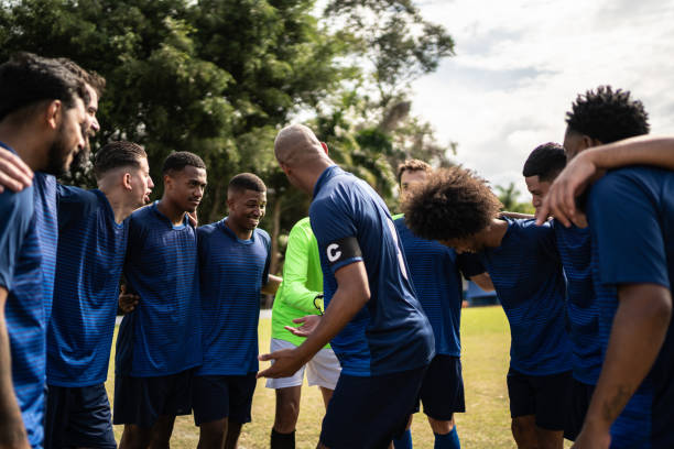 istock Team captain talking with players before a match 1398380364