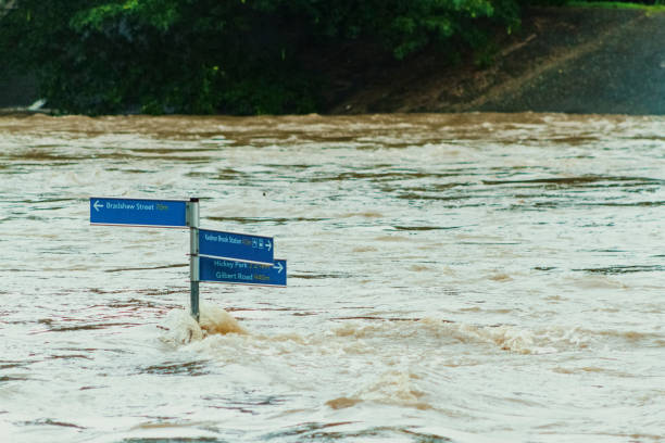 istock Brisbane Floods 2022 - Kedron Brook River 1398419422
