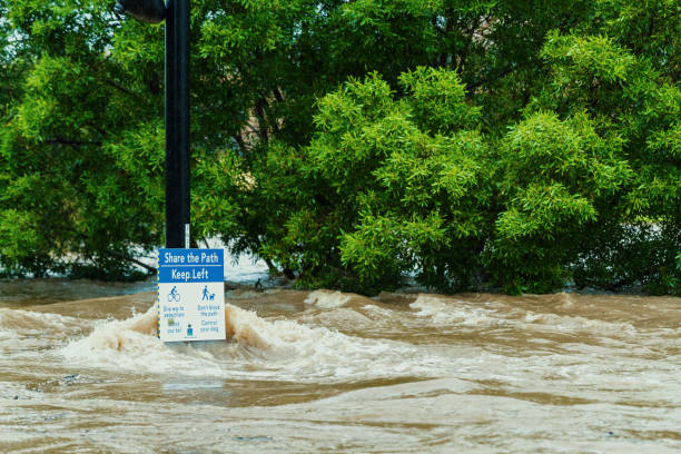 istock Brisbane Floods 2022 - Kedron Brook River 1398419444