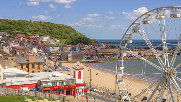 seaside scene. - north yorkshire stok fotoğraflar ve resimler