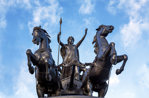 Bronze statue of William Wallace, the Scottish independence hero, on Rosemount Viaduct, Aberdeen, overlooking Union Terrace Gardens with the dome of St. Mark's Church in the background.\nThe statue was erected in 1888 and depicts Sir William Wallace dressed in classical garb. It was sculpted by William Grant Stevenson (1849-1919).
