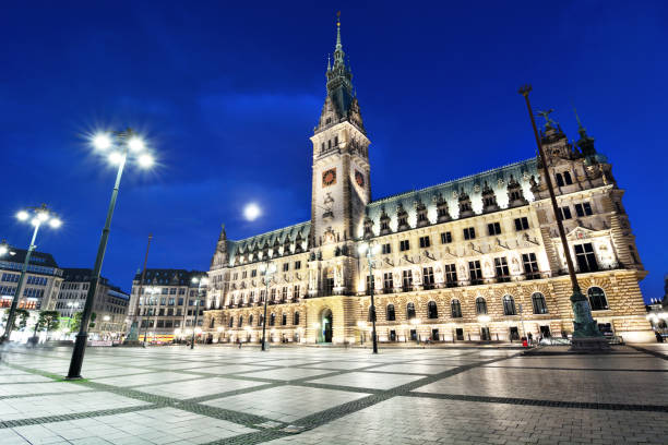 istock Hamburg Rathaus or City Hall 1398503773
