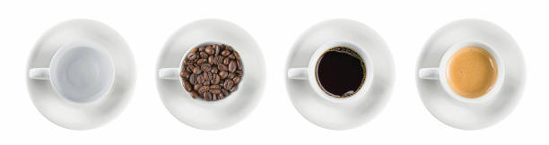 набор кофейной чашки, изолированной на белом фоне - coffee cup black coffee isolated стоковые фото и изображения