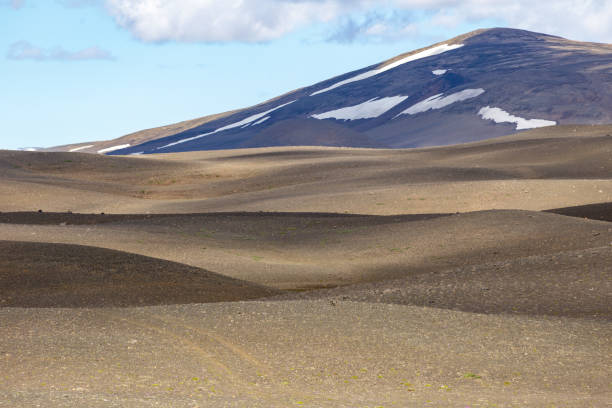 istock Interior landscape in Iceland 1398547057