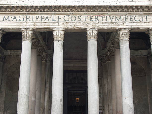 istock Pantheon of Rome (Italy) 139857917