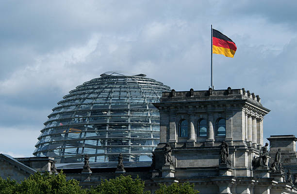 istock Dome of the Reichstag 139858087