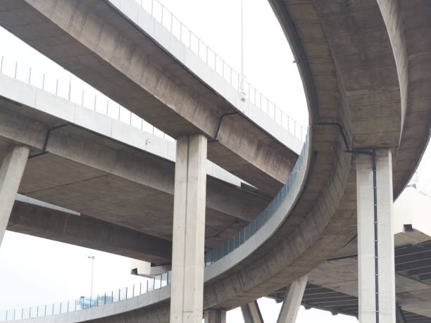 istock Bridge and Saturn against gray and white sky 1398592504