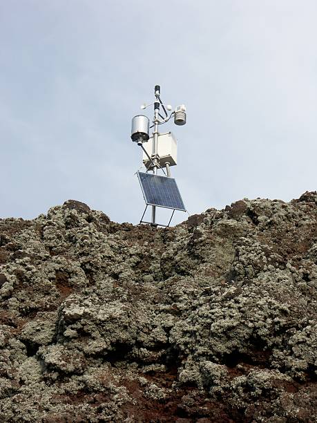 istock Scientific station in Vesuvius volcano (Italy) 139859417