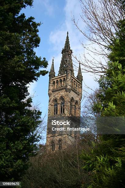 Foto de Universidade De Glasgow e mais fotos de stock de Alto - Descrição Geral - Alto - Descrição Geral, Arcaico, Arquitetura