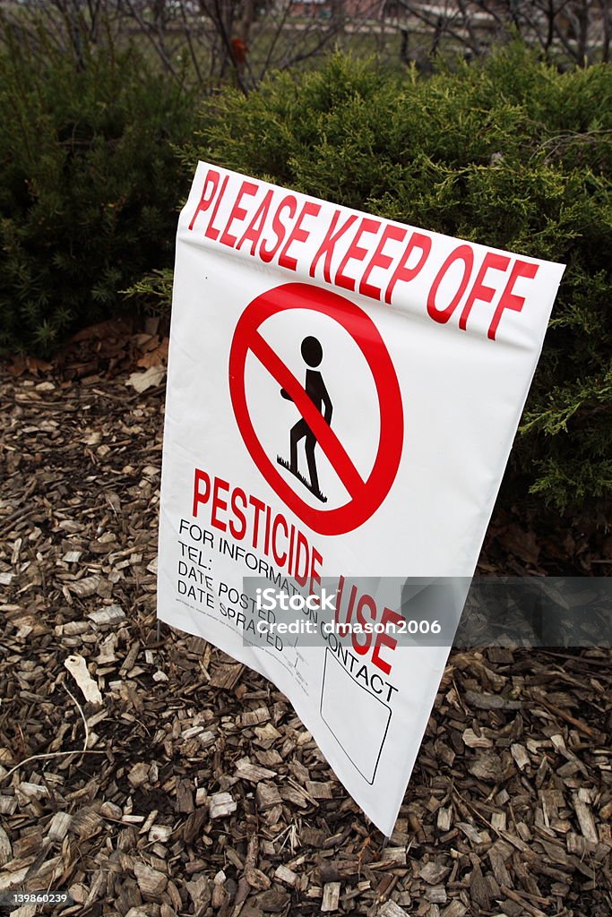 Panneau de pesticides - Photo de Affiche libre de droits